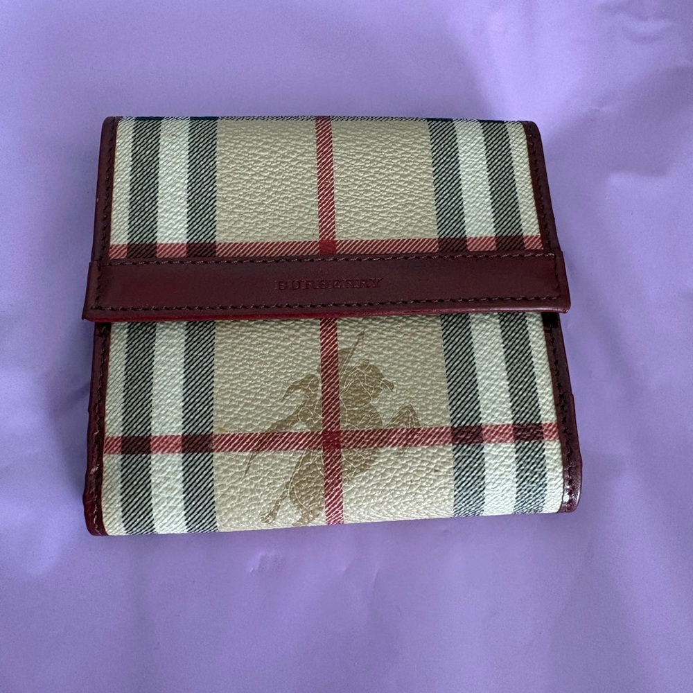 authentic BURBERRY Beige and Red nova Check bifold Wallet